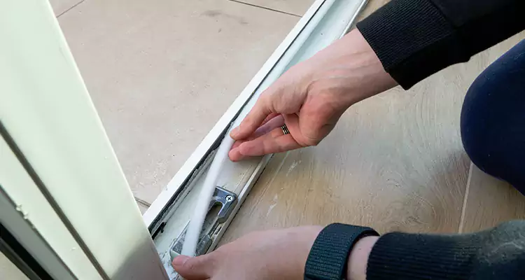 Garage Door Off Track Repair in Gainesville, FL