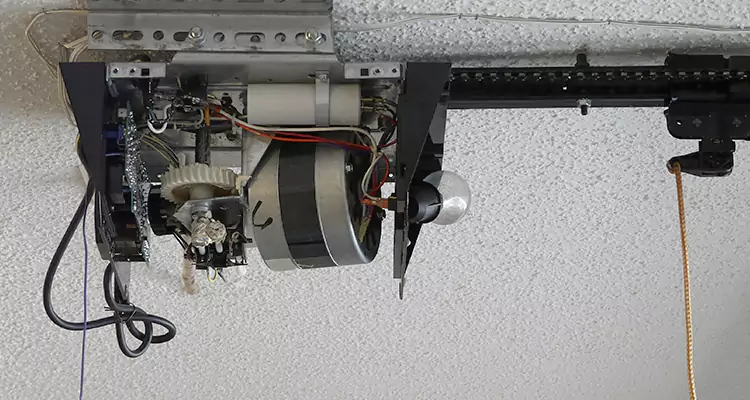 Emergency Garage Door Opener Repair in Gainesville, FL