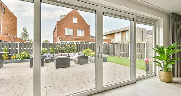 Best Sliding Screen Door Replacement Company in Gainesville, FL