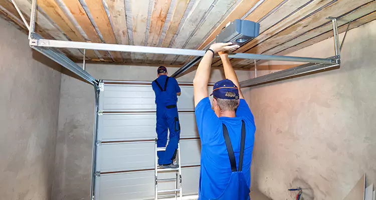 Garage Door Opener Technician in Gainesville, FL