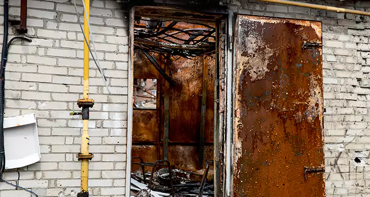 Metal Door Rust Repair in Gainesville, FL