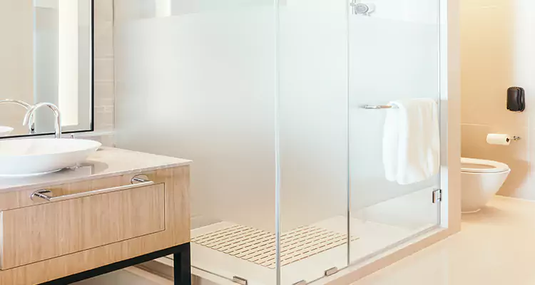 Expert Shower Door Fix and Repair in Gainesville, FL