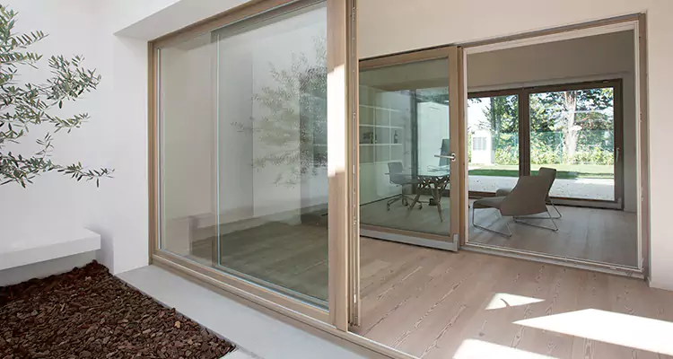 Sliding Screen Door Bottom Track Replacement in Gainesville, FL