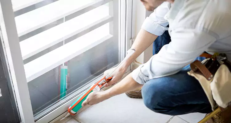 Dap Window Caulk Repair in Gainesville, FL